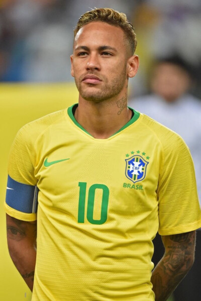 为前锋创造 为前锋创造